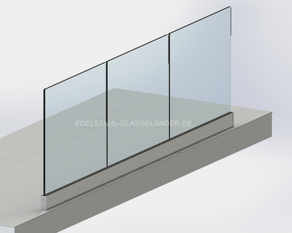 17. Glasgeländer in einem Aluminiumprofil ohne Handlauf